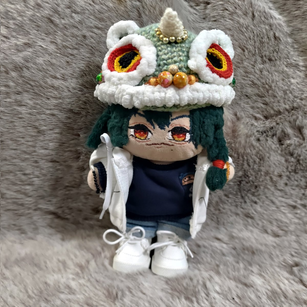 yakaoncos's tweet photo. 祝各位新年快樂！
我終於勾好呢頂帽😭
鉤得唔靚但的已經整左好多晚🫠
佢同我一樣都係咩令咩斜…
點解搵左2個織圖2個都無耳仔🤔

#二月卯兔 #小怨の手作 #diy #手工藝 #Crochot #DancingLion #鉤織 #勾織 #舞獅 #可客製 #Customize #CustomMake https://t.co/9vvTfH0pd9