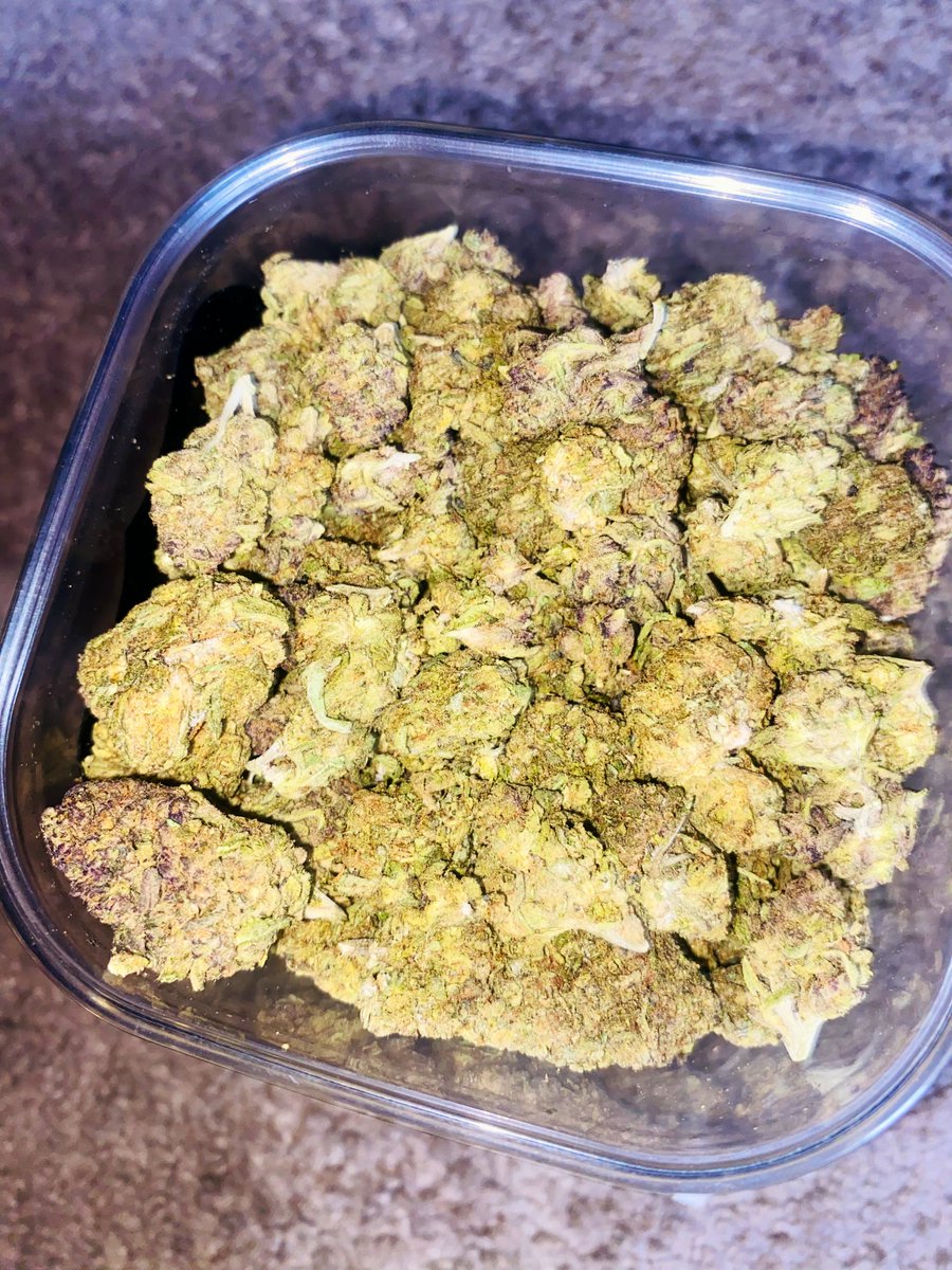 ZaddyMack's tweet photo. #TAPIN #COMESHOP #HAMPTON #NEWPORTNEWS #ZAZA #EXOTIC #RAPPERWEED 💪🏿💪🏿⛽️⛽️ #DOGFOOD #COOKIES #757FREAKS https://t.co/XERcz9MzSW