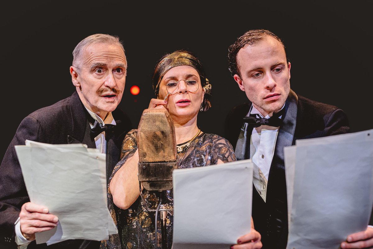 It's opening night of #ALeapInTheDark . We are incredibly excited to share this wonderfully hilarious comedy that pays homage to the invention of radio dramas with audiences. 
On stage until Sat 2 March.
To book: bit.ly/3vtKSn4
