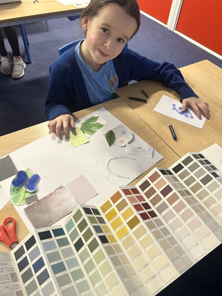 Y5Redgate's tweet image. Inspired by the real-life design skills of one of our parents, we began our rainforest-themed mood boards. Thanks so much @BiddisLifestyle we LOVED having a huge choice of materials! (Also helped a little by Miss Stratton’s Dad on his trip to B&amp;amp;Q 😃)🌟 #RCPArt #RCPWeCollaborate