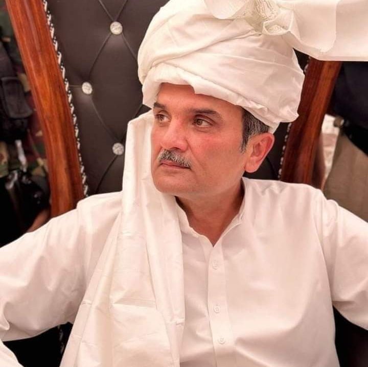 KifayatkhanM's tweet photo. زمنگ دہ زرہ سر حیدر خان ہوتی 
@HaiderHotiANP 
نا منظور استعفیٰ نا منظور https://t.co/FnmAdHkjfL