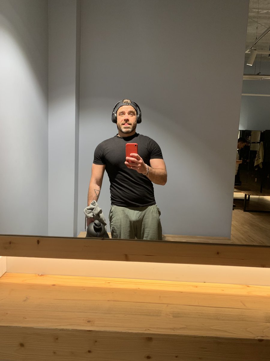 Zip_Andrew86's tweet photo. Gym time! https://t.co/E6GNSGw482