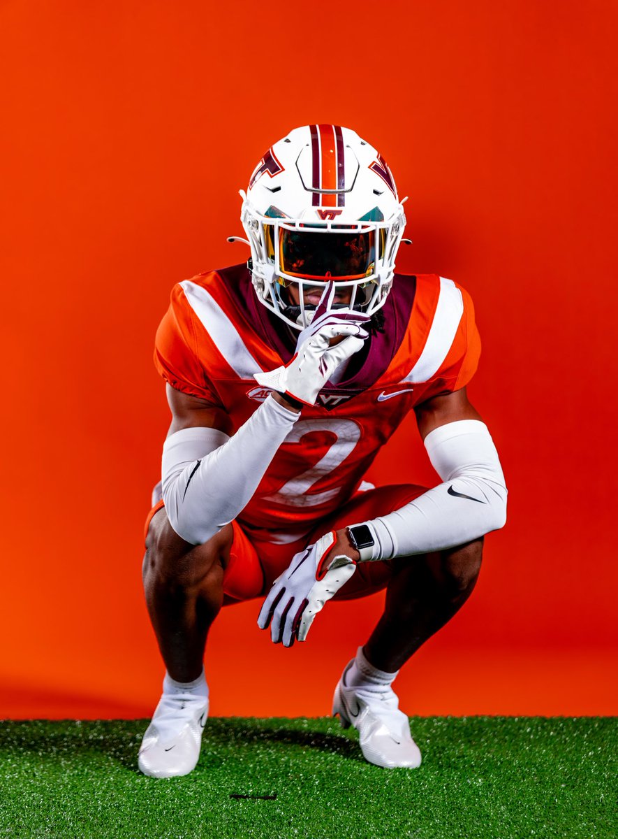 Matej Sis tweet media