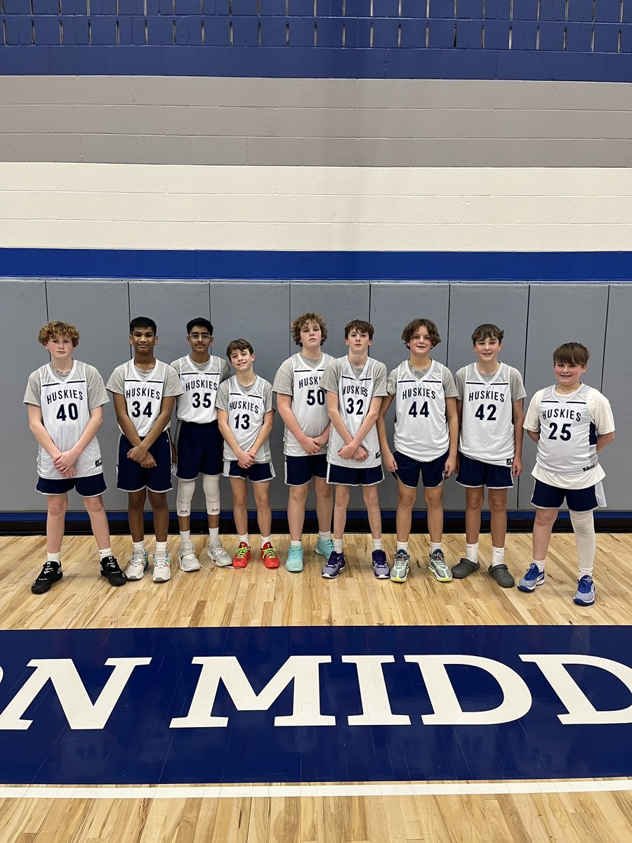 EMSBoysAth's tweet photo. The future  is bright in the 🅰️

Congrats to the  7th Grade Huskies on a successful season‼️ 

Ice Blue Team 9-0
Navy Blue Team 9-0
Silver Team 7-2 

#EMSDawgPound | #TOE https://t.co/UROE1f1erJ