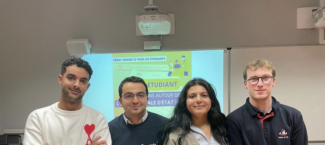 Retour sur le débat étudiant que nous avons organisé autour de l’aide médical d’état dans les locaux de la faculté de médecine 🩺

Une discussion enrichissante avec des multiples sujets annexes ! 

Bises engagées 💙💛