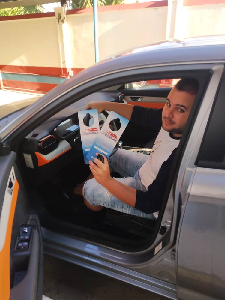 TransturC's tweet photo. Descubre todo lo que necesitas saber sobre cómo alquilar un auto en Cuba en nuestra tienda online  ¡Visita https://t.co/Ah8hA1aeyh y reserva tu próximo viaje a Cuba!
#rentcarcuba #reservaonline #transtur https://t.co/V4ZdX03Ls9