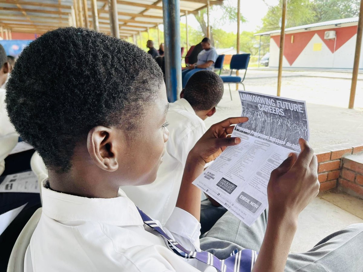 Limkokwing_BW's tweet photo. ETSHA CJSS!
SERVING THE STUDENTS WITH NONSTOP CREATIVITY & CAREER GUIDANCE💡❤️🔥
Etsha 6 📌
#limkokwinguniversity
#bethebest
#nonstopcreativity https://t.co/ijk9mz0AGB