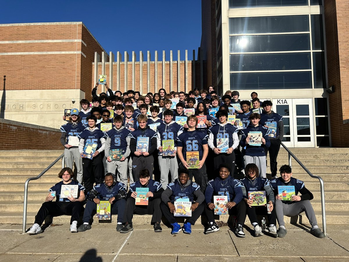 Reading Super Bowl — moments before readers were headed to the elementary schools! <a href="/NPSD/">North Penn School District</a>