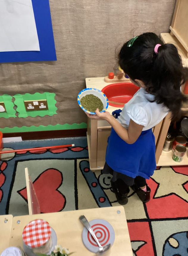 Our home corner has had a fun little extras added. Who doesn't love playing with real objects and food. We've loved playing with new plates and cups and learning how to take care of them. #eyfs #continuousprovision #homecorner #realplay