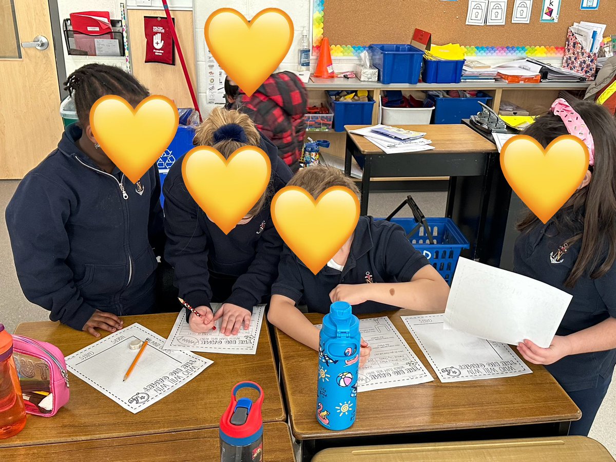 Ms. De Acetis tweet media