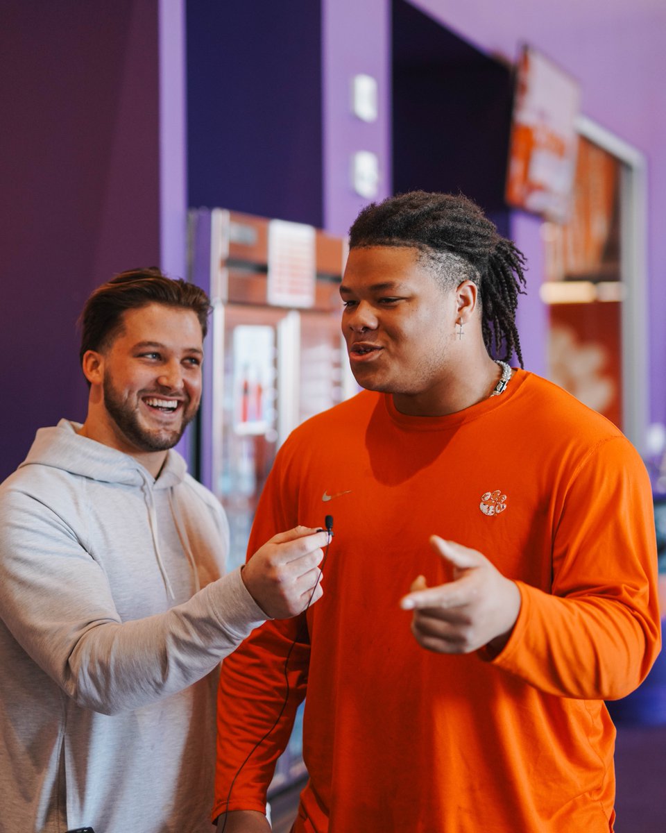 ClemsonFB tweet picture