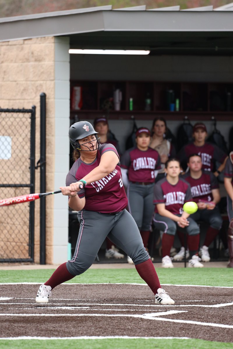 BPCCCavs's tweet photo. Our Lady Cavaliers had quite an impressive week at home, winning four games in two days! They scored 37 total points against their opponents and won three games in just 5 innings. Game results &amp; upcoming events: https://t.co/vWqGrUAija 🥎 #SwordsUp #GoCavs #BPCCproud #goLCTCS https://t.co/CfAJnDVOJU