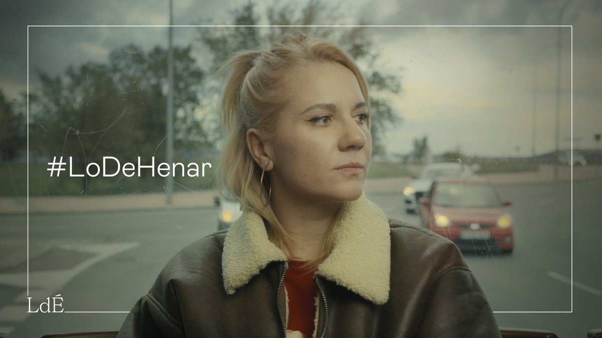 Guionista, directora, cómica… 
Y CHOCHOCTORA.
Pionera de la escena cómica feminista.
Y SIN PELOS EN LA LENGUA.
Que empiece el show.

#LoDeHenar 
🔴EN DIRECTO: atresplayer.com/directos/lasex…