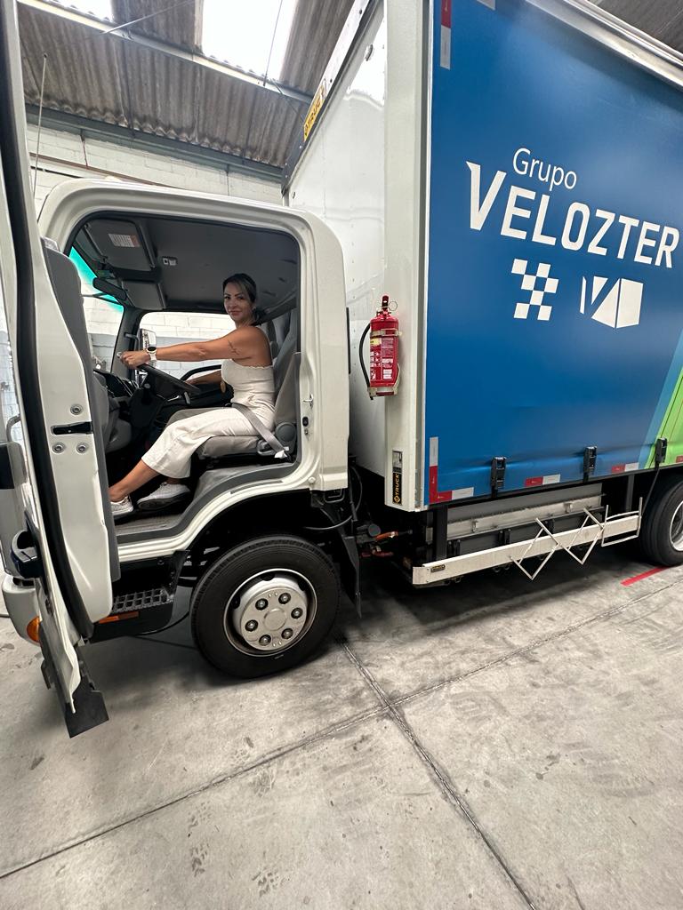 En el corazón de #Brasil, en medio de los retos a los que se enfrentaba una empresa de ingeniería electromecánica, surgió #Velozter, un proveedor de soluciones de transporte y logística fundado en 2011.

👉 ¿Quieres saber más? Entra aquí: weconnectinternational.org/success-storie…