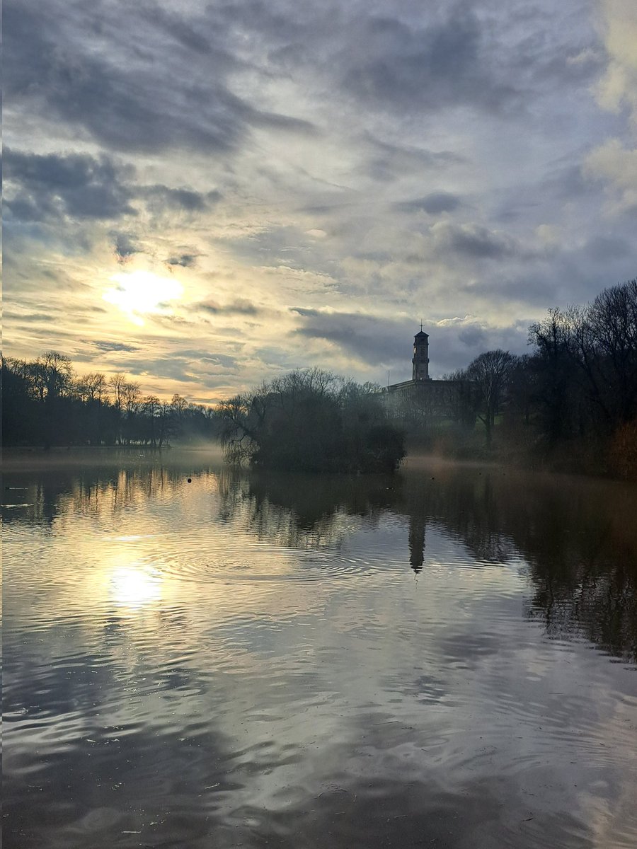 Highfields Park looking especially beautiful with a wintery mist