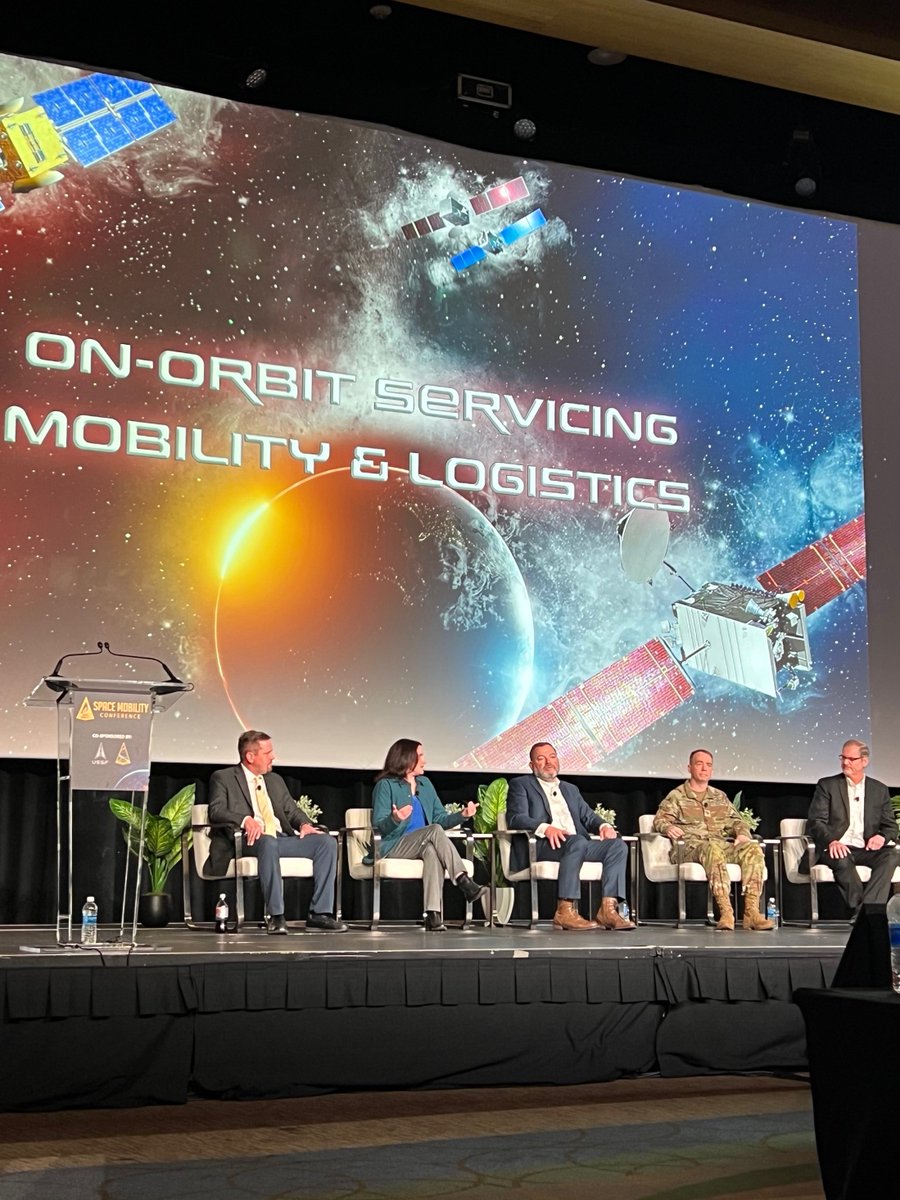Astroscale_US's tweet image. The team had an incredible time at @SpaceComExpo &amp;amp; #SpaceMobility! Executive VP Dr. Clare Martin truly left a mark with her perspectives on in-orbit servicing, mobility, and space logistics. A big thank you to everyone who dropped by our booth!