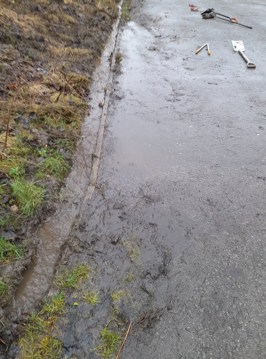 Footpath behind ground had become impassable after rain because for some reason the drainage ditch had been filled in. Hopefully problem solved leading to slightly happier locals