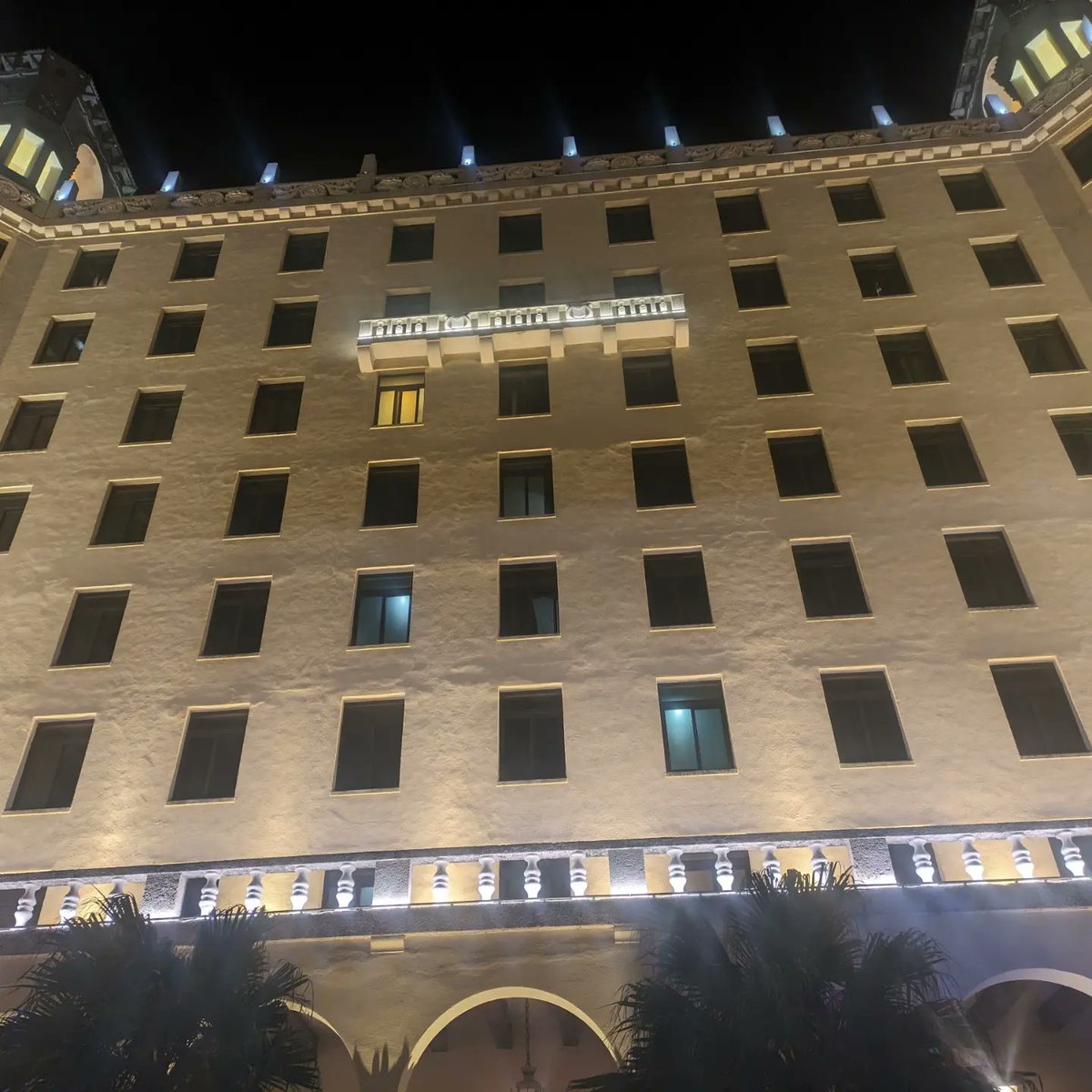 MontissolSteve1's tweet photo. Je suis ravi de vous annoncer que je me trouve actuellement à La Havane, Cuba, pour participer, sur l'invitation de l' @AUF_Caraibe, à la Conférence régionale des recteurs et présidents d'université de la Caraïbe.

#montissol #AyTèk #numédia #AUF  #ESIH  #Cuba #IA  #C2R2024 https://t.co/CR72IwvyzP