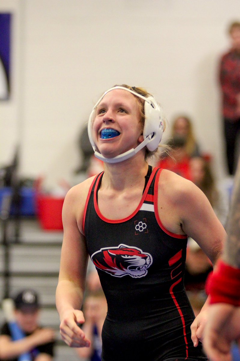 HukeNatalie's tweet photo. Some of @CCr3Wrestling recently🙌🏽
-the girls kick of districts tonight in Kearney! https://t.co/iLwghRnDfE