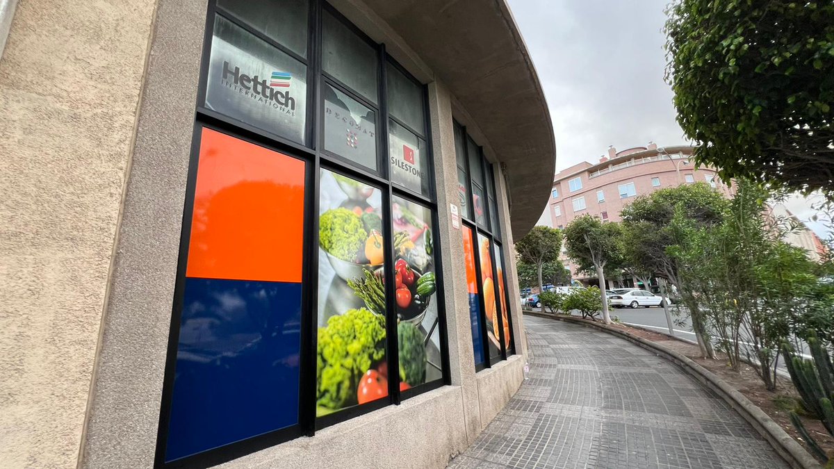 bobetcanarias's tweet photo. Los supermercados Unide han contado con Bobet Canarias para vestir de sus colores los supermercados de las 8 islas canarias.
.
Gracias a la sinergia de nuestros profesionales de diseño, impresión, fabricación e instalación abordamos todo el proceso en una misma empresa. https://t.co/oB5tvV2V5J