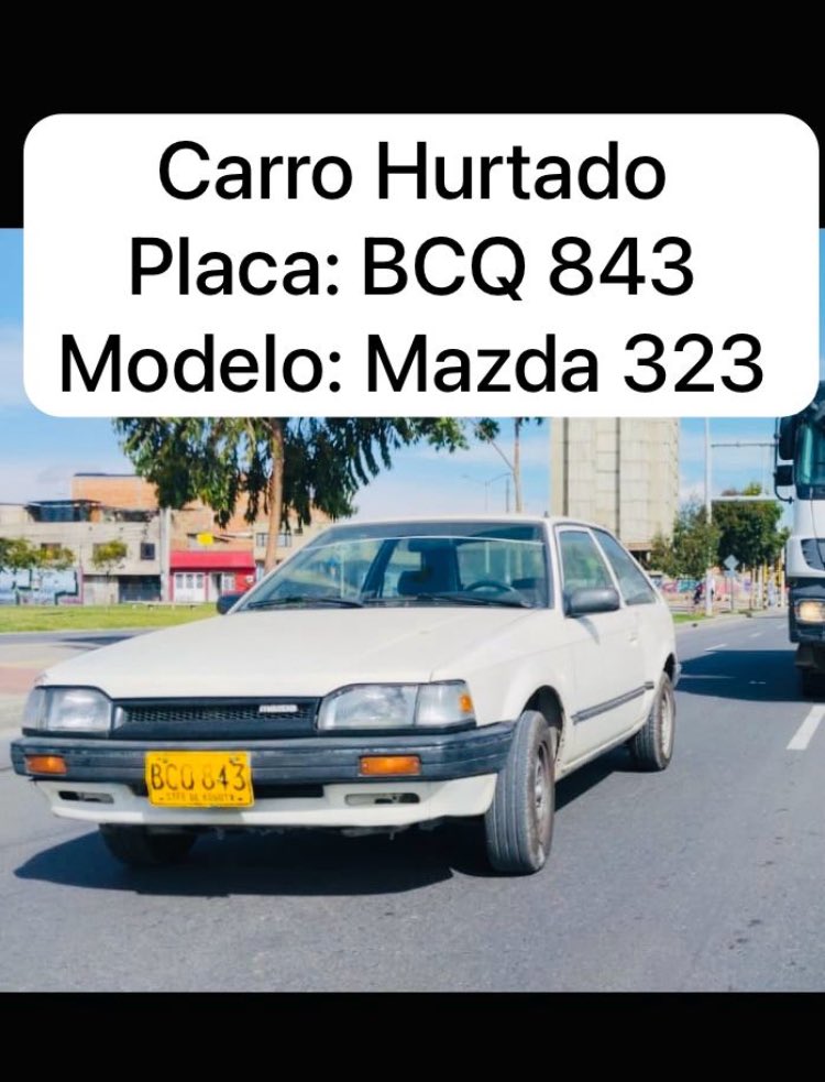 germanbernalc's tweet photo. Así se roban un carro en la localidad de Bosa. @CarlosFGalan @SeguridadBOG @Cesarestrepof @CityNoticiasTv @NoticiasRCN @NoticiasCaracol @PoliciaBogota https://t.co/mbzfHE0VF7