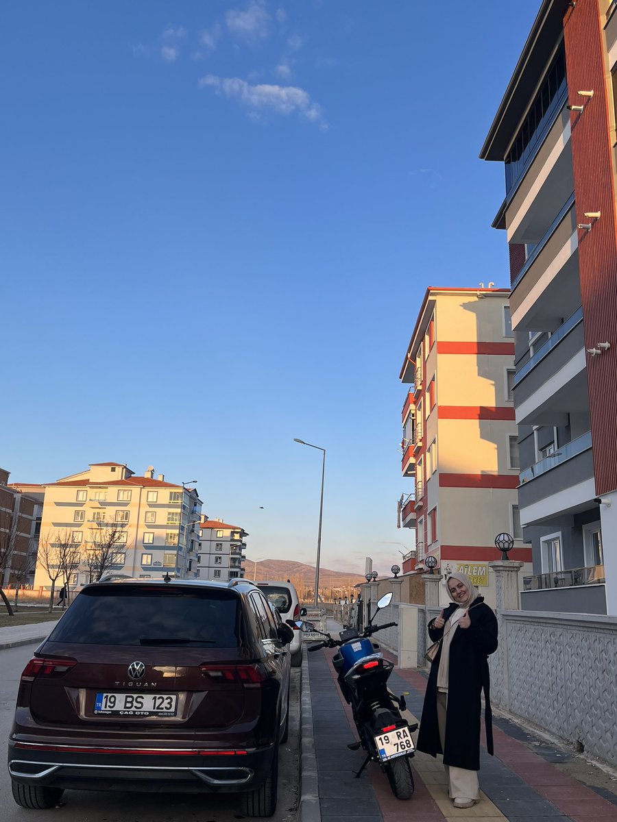 busraerverdi's tweet photo. Ben tamamım siz devam edin 🙃 
sıradaki plaka kocamdan bana geldi 🥹 https://t.co/VBI5JeCTVt
