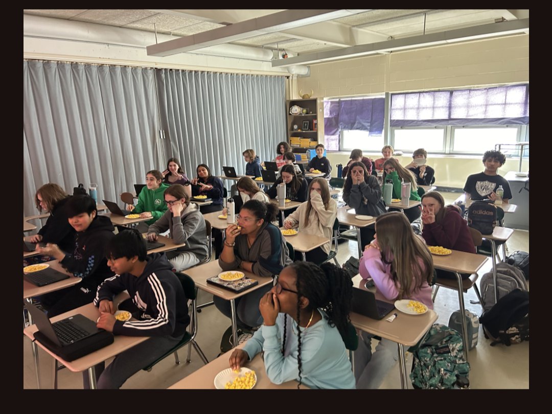 teachmomboss's tweet photo. Mr. Puglisi's class enjoying their movie and popcorn for their Achieve contest win for grade 8!! Way to go, kids! Keep it up!! @BrickSupt @LRMSLakers  @BTPSLearns  @MsMac_BTPS https://t.co/wxnF4eOlce