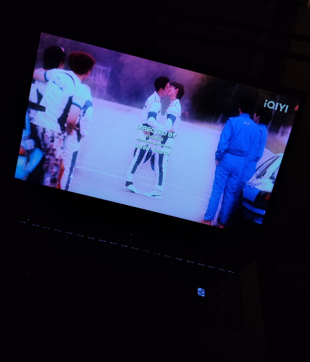 kiakerttu's tweet photo. Now watching the final episode 😭❤️

#PitBabeFinalEP https://t.co/5KSHar6Ksf