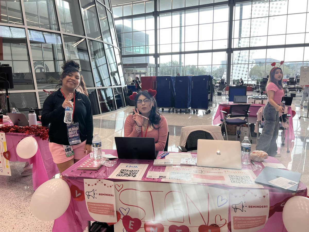 Alief_Career's tweet photo. Blood Drive happening at the Center today! @AliefCliniRotat @MsPlatt2 @AliefCTE @AliefISD @ACAC_HOSA @commitforlife #BetterTogether #WeAreAlief #AliefProud #CTEMonth https://t.co/V4WhdTwFBF