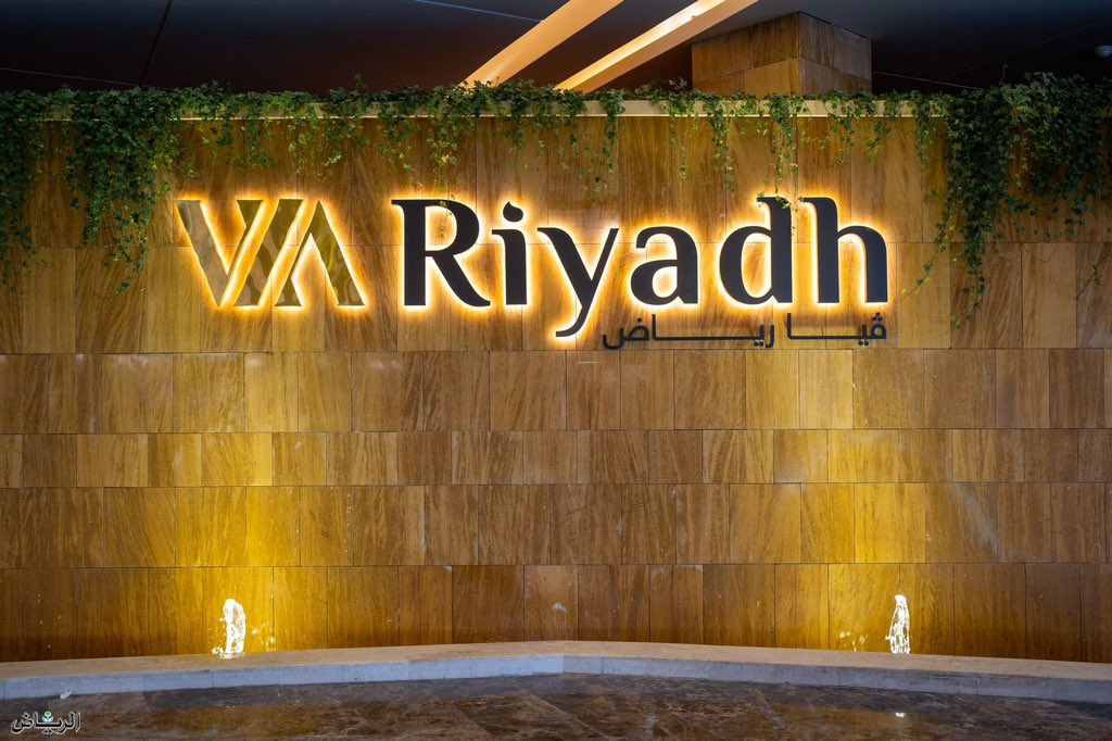 view_riyadh's tweet photo. @resort_alnarjis ڤيا #الرياض
 احرص تروح لها أول ويكند من الشهر 💸

- الدخول لها مجاناً لكن المواقف برسوم والمطاعم بحجوزات🔸

الموقع📍
https://t.co/KfNA33JEDk https://t.co/WqkMPO4SSQ