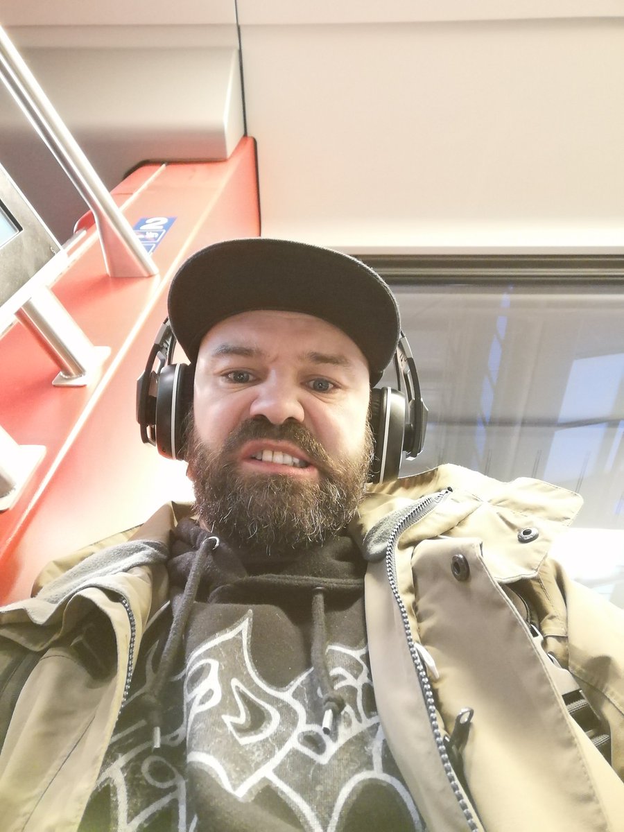 Ich, wenn ich den öv benutzen muss.... 😂