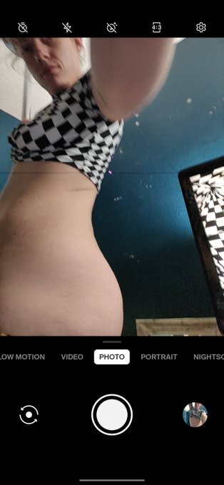 Took this picture on accident. My shirt matched my computer wallpaper. Also accident. #HappyAccidents<a href="/tag/happyaccidents"class="tags"><span>#happyaccidents</span></a><a href="/tag/artisticimpliednudes"class="tags"><span>#artisticimpliednudes</span></a>