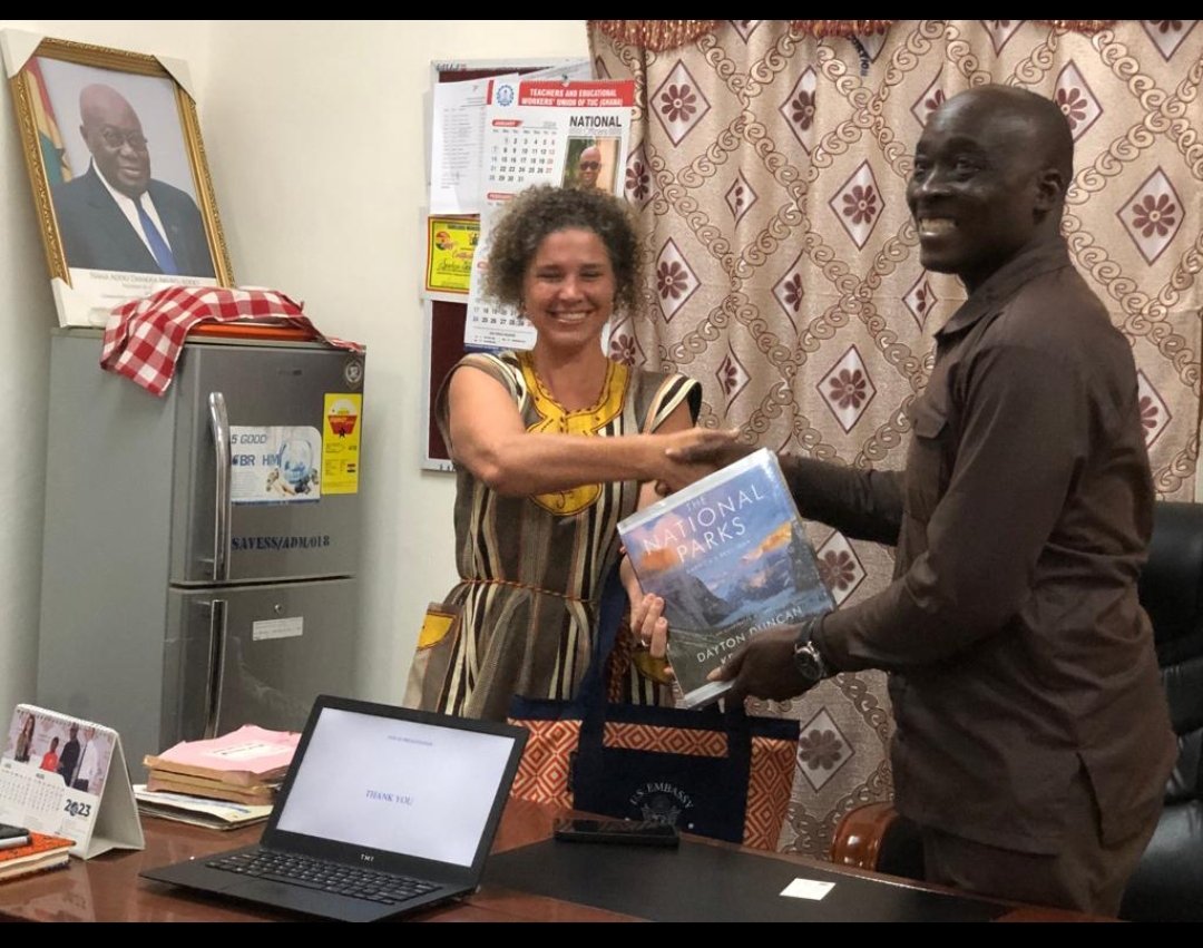 TiimobW's tweet photo. @USEmbassyGhana 
A Team from the US Embassy Ghana (Rafiatu Lawal and Jennifer Green) paid a courtesy call on the management of Savelugu SHS on the 24/01/2024 as part of their Grant Monitoring/EducationUSA school visit exercise. 
#USEmbassyGhana
#FulbrightTeacherExchanges
#ETA https://t.co/TzvbClystG