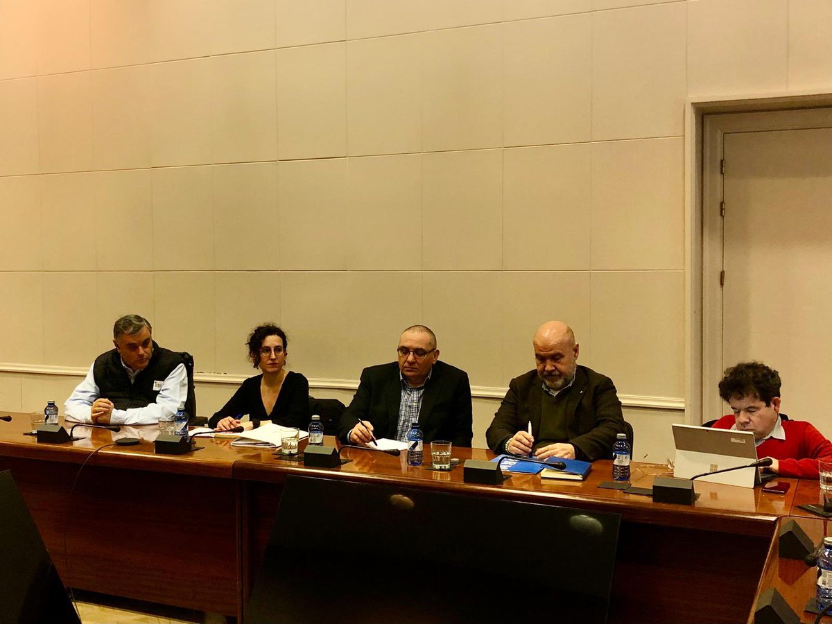 El Ministerio cumple con el compromiso adquirido por <a href="/isabelrguez/">Isabel Rodríguez García</a> en su reunión con <a href="/Cermi_Estatal/">CERMI Estatal</a> el pasado 19 de enero.

El Secretario de Estado, <a href="/DavidLucas_P/">David Lucas Parron</a>, ha constituido esta mañana el grupo de trabajo para la mejora de la accesibilidad del parque edificado en España.