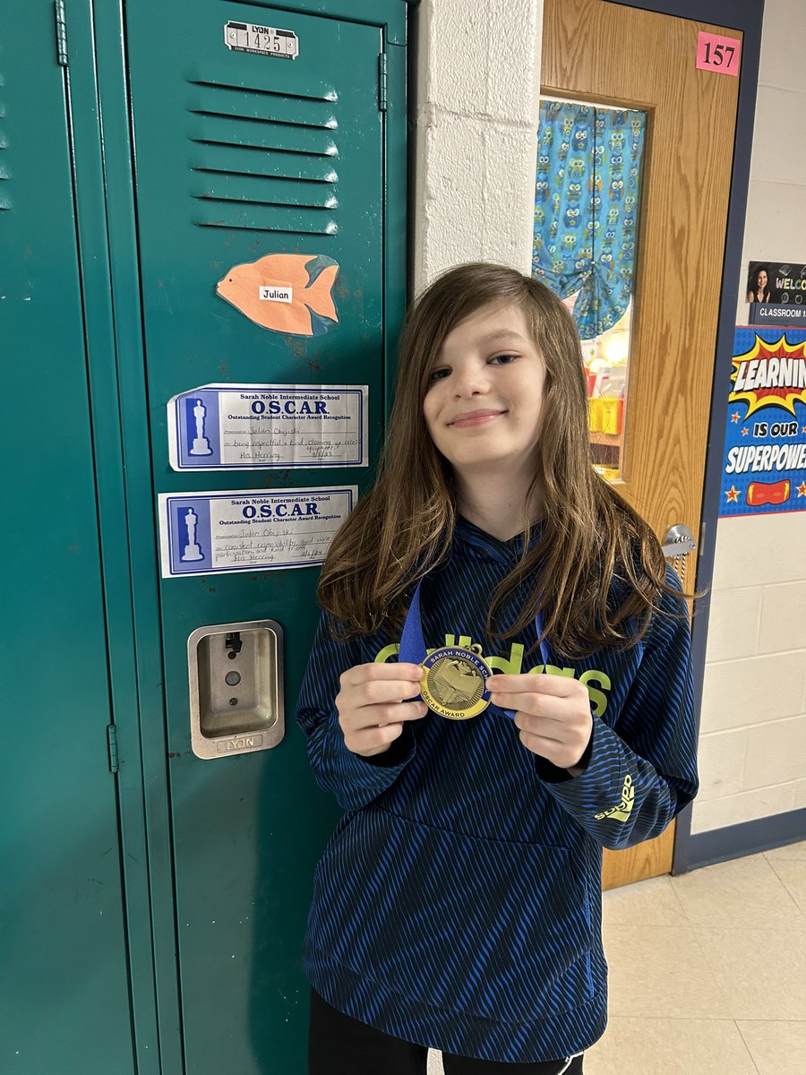 This week’s OSCAR goes to “King Julian!” He is definitely high class in the character kingdom!
<a href="/SNIS_CT/">Sarah Noble School</a>