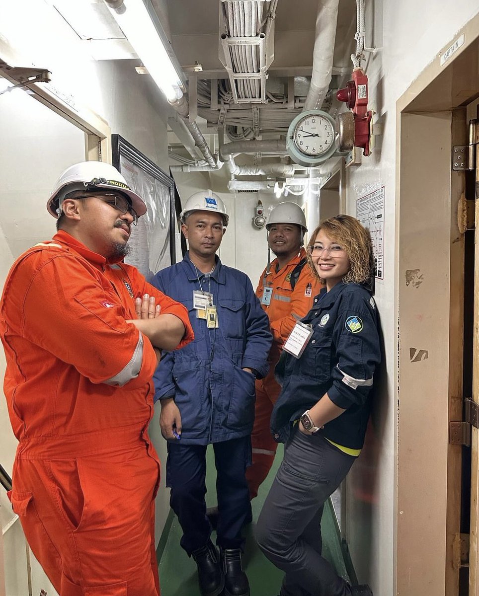 “It’s no secret that the maritime industry poses unique challenges for women. Boarding and inspecting a vessel full of men can be daunting, yet our determination, resilience and drive break through the obstacles.” - ITF Inspector Hakimah Bahri, Malaysia 🚢