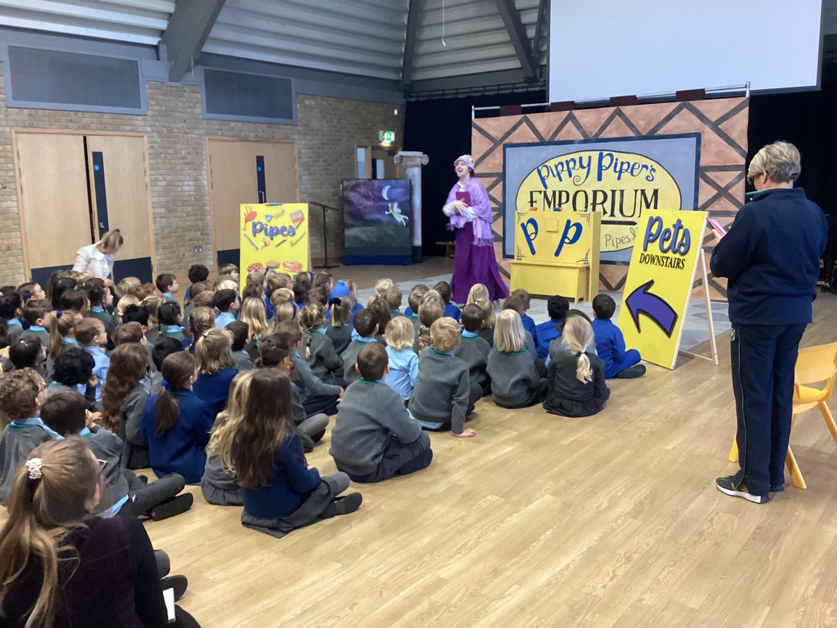 RPPS_LowerS's tweet photo. #Drama theme week in the Lower School was perfect for our budding thespians as they had the chance to participate in workshops, listen to some parents with very exciting jobs and learn all about the world of drama #RPPSEnglish https://t.co/IR8qgJPsLh