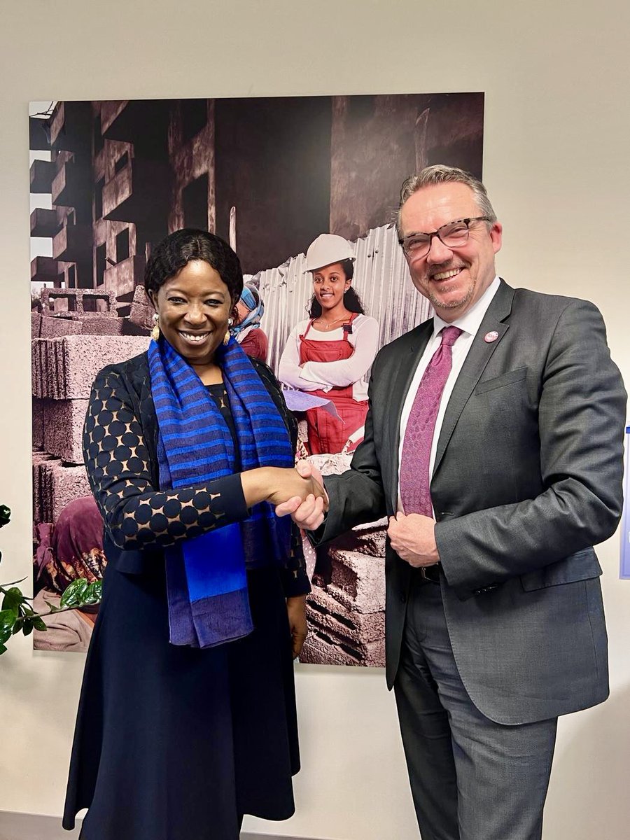 Reinvigorating meetings with the @WorldBank #IDA Director @DirkRei in #DC and in #NYC . Great opportunities to reinforce our partnership on the basic social services for women and girls in the countries the most in need @unfpa