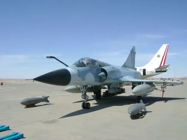 Chris_82_BV's tweet photo. Runway cratering and cluster munitions proliferated during the Cold War.
Although not as widespread as (say) the more conspicuous MATRA BLU-107/B Durandal, the Thomson-Brandt BAP 100 still enjoyed some export success. #fapperu #Mirage 2000s used to carry it 👇 https://t.co/ZEcagKl9YB