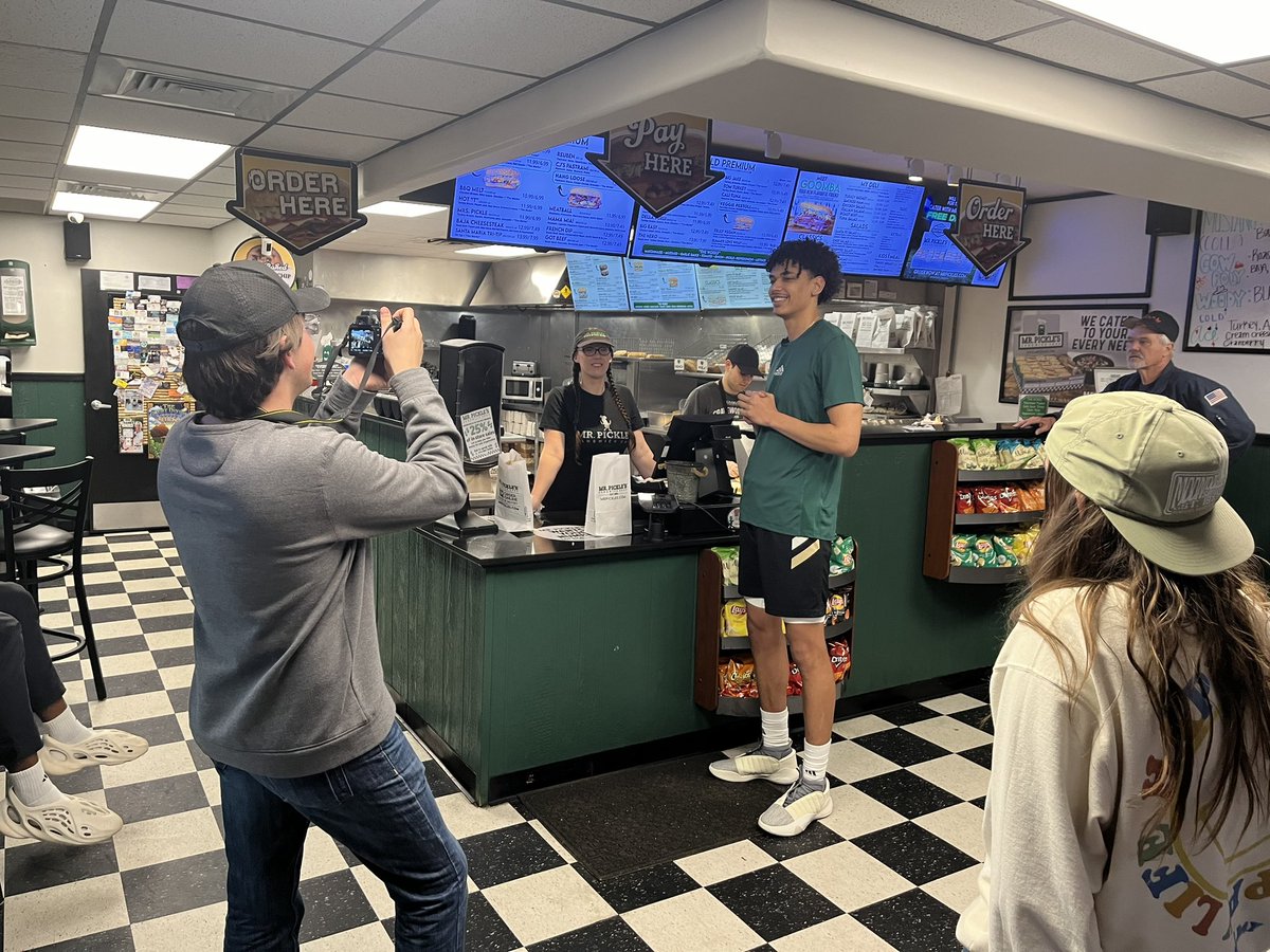 AthleteLabTeam's tweet photo. BTS- From on-court star to starring in his own #MrPickles spot, @calpolymbb player @KobeSanders3 works with @AthleteLabTeam on his #NIL promo.
@CalPoly #collegebasketball #NILpartnership #sportsmarketing https://t.co/EdGnUMDtyx