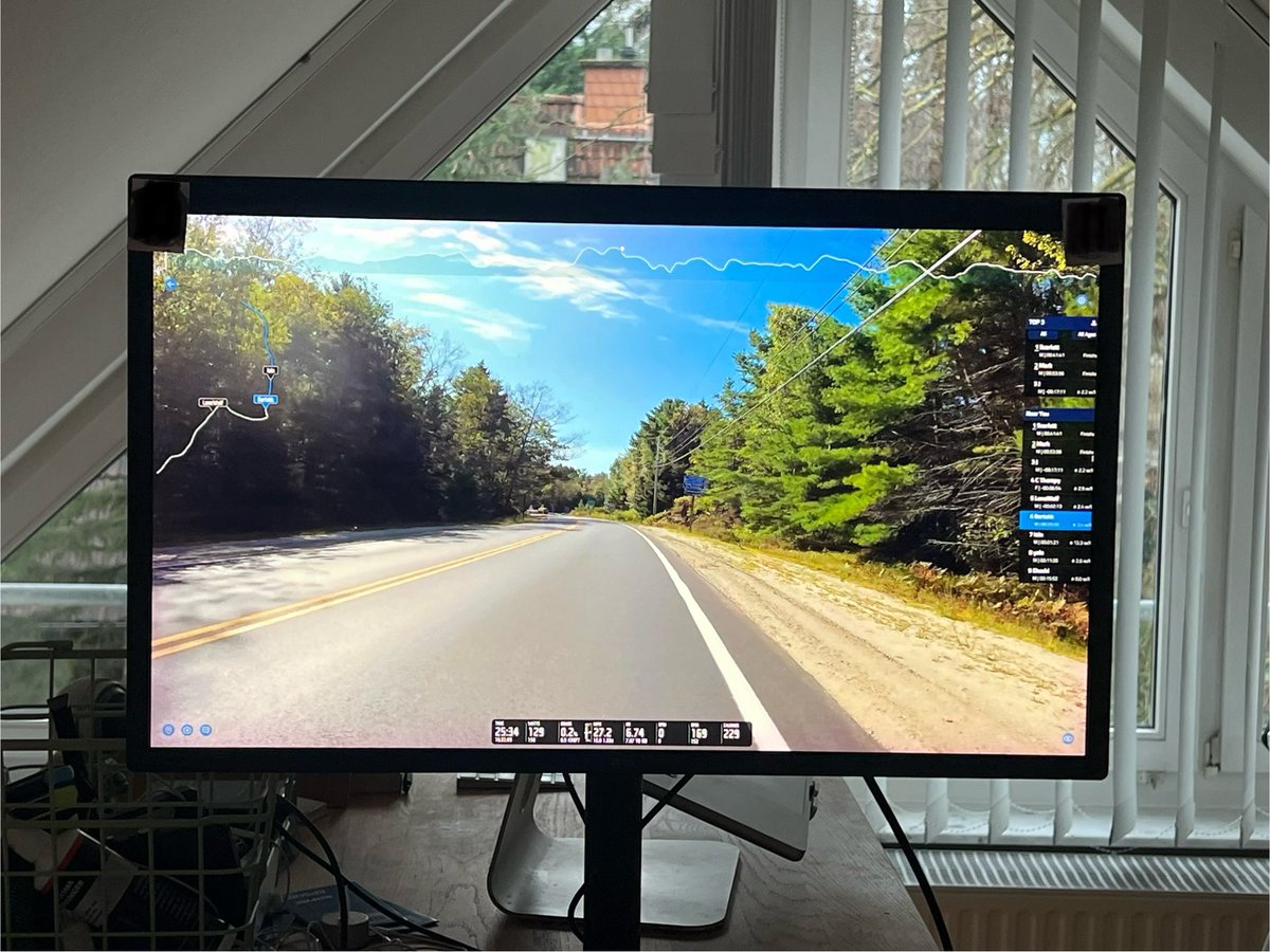 bartekk's tweet image. I cycled with #fulgaz for the first time. I enjoy the experience. It’s almost like being directly on the track. But still could be more immersive.  

Is there anyone who has tried out FulGaz with a #MetaQuest or #AppleVisionPro? 

#cycling #VirtualReality #indoor