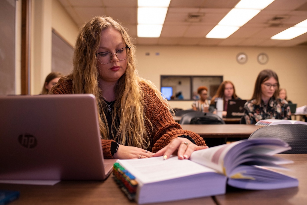 We are majorly obsessed with your future! Learn about your prospective major at upcoming academic department visit options for Ag, Music, Theatre, LEJA, Fitness, Health, and more! 

Register now at wiu.edu/visit/departme… 

#wiu #wiuadmissions #collegemajor #careers