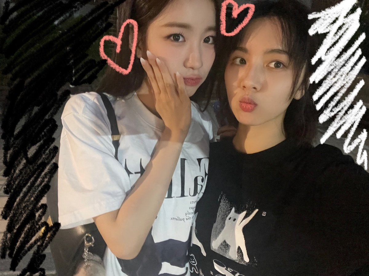 WOOAH_HM's tweet photo. [#루시]
오늘하루 만큼은 이 세상에서 젤 행복할 주인공이 되었으면 좋겠어
진멍언니 생일 축하해애❤🍀

#wooah #우아 #LUCY
#HAPPY_WOOYEON_DAY
#우연처럼_찾아온_봄 https://t.co/mqzxSMFZlp