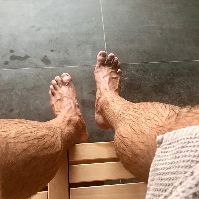 Watch Nik's leaked NSFW photo on TwXstars