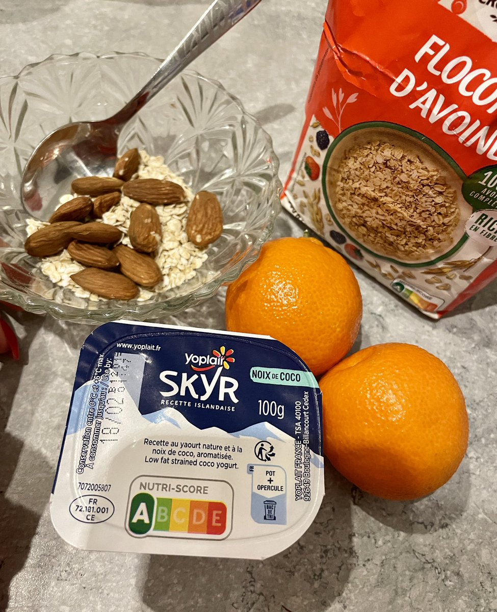 sandy_lsr's tweet photo. @Yoplait #yoplaitskyr https://t.co/Jc8hmI1bM9