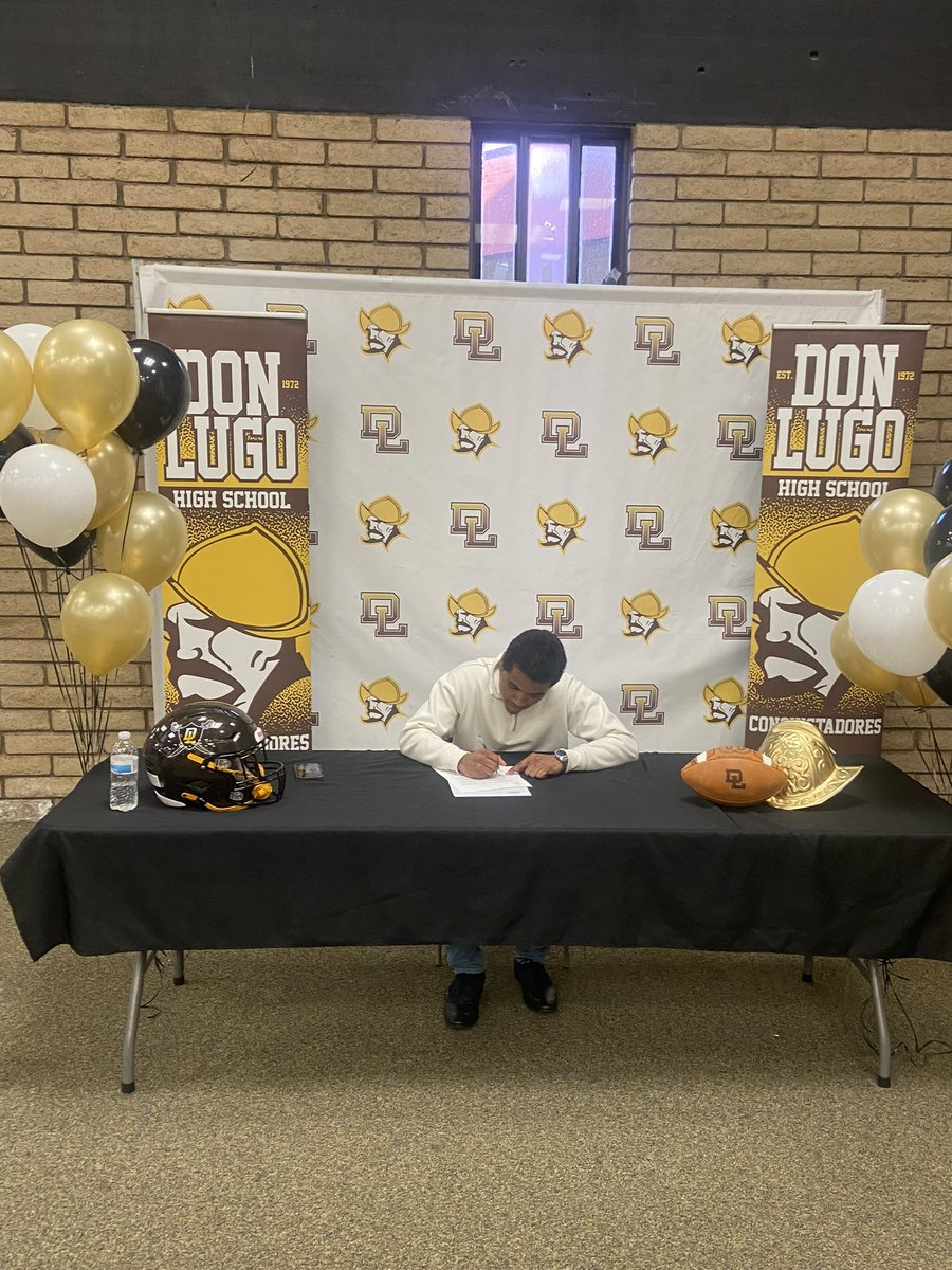 1m_ckj's tweet photo. Done Deal🤝🏾 @oaksfb https://t.co/wB2Ny1X5iD