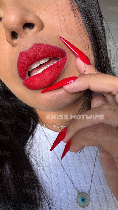 A parte que mais amo &eacute; minha boca 🔥 https://t.co/x1ou4f8d27