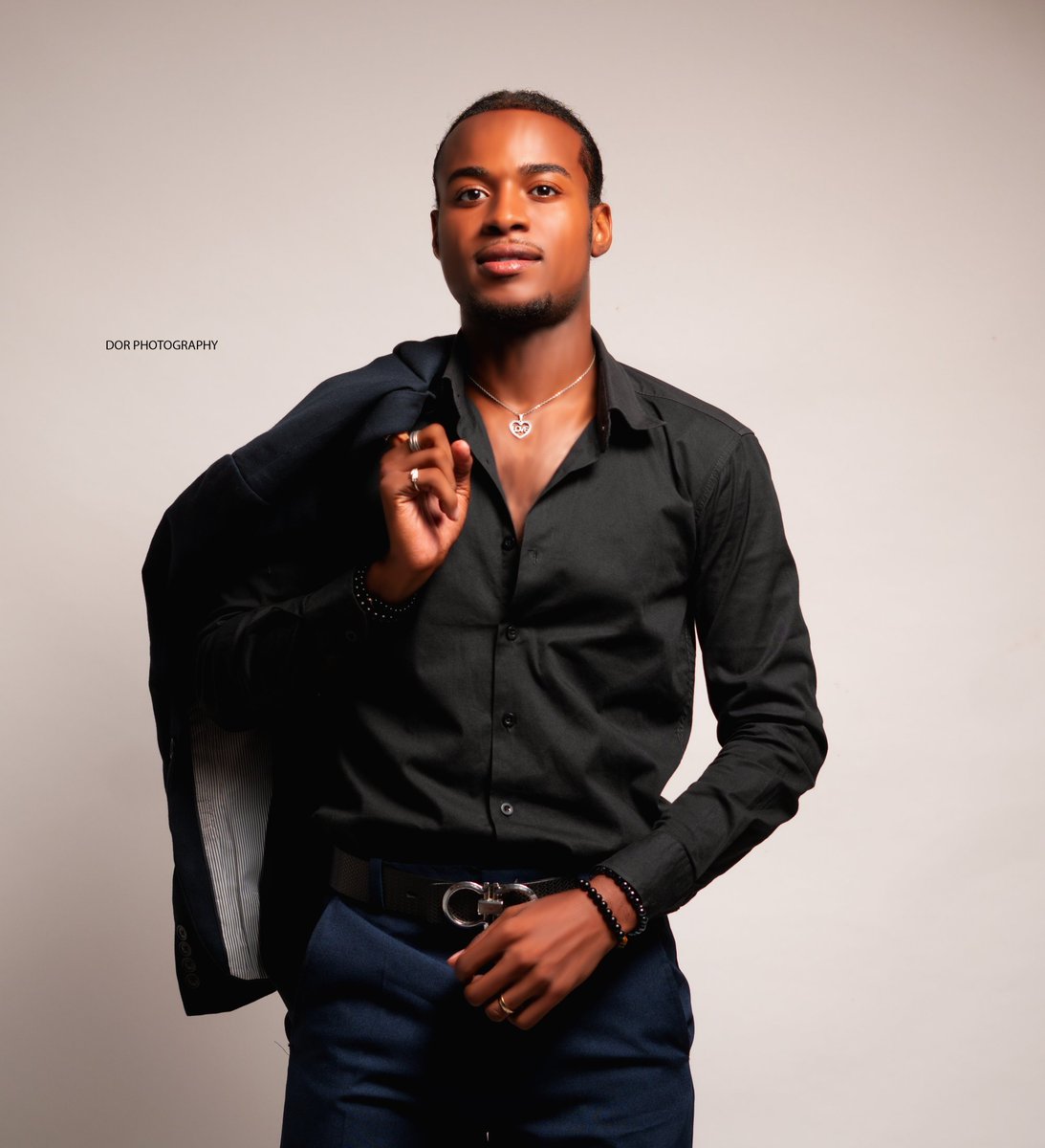 dorphotography9's tweet photo. La photographie est une brève complicité entre la prévoyance et le hasard. - Jhon Stuart Mill 

Model : Sanon Beaurice 
Studio : Vipfilm 
Cp : Dor Photography 
Réservation Haïti : +(509) 43350387 Watsapp / call 

#photostudio #shooting #life #photographyislifeee https://t.co/eKMfhh69Ir