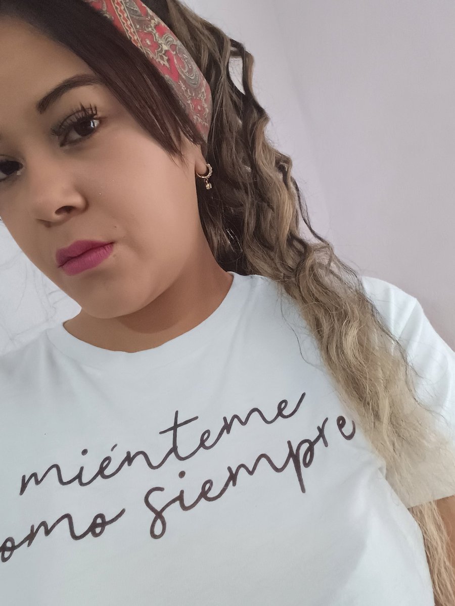 LesleyL32343's tweet photo. Lo mejor esta por llegar gracias #EquipoADMM 🥳 Porque juntos hacemos mas 
#tultitlanZonaOriente #LesleyGallegos 🙌💯 https://t.co/Vktlqa2dWA