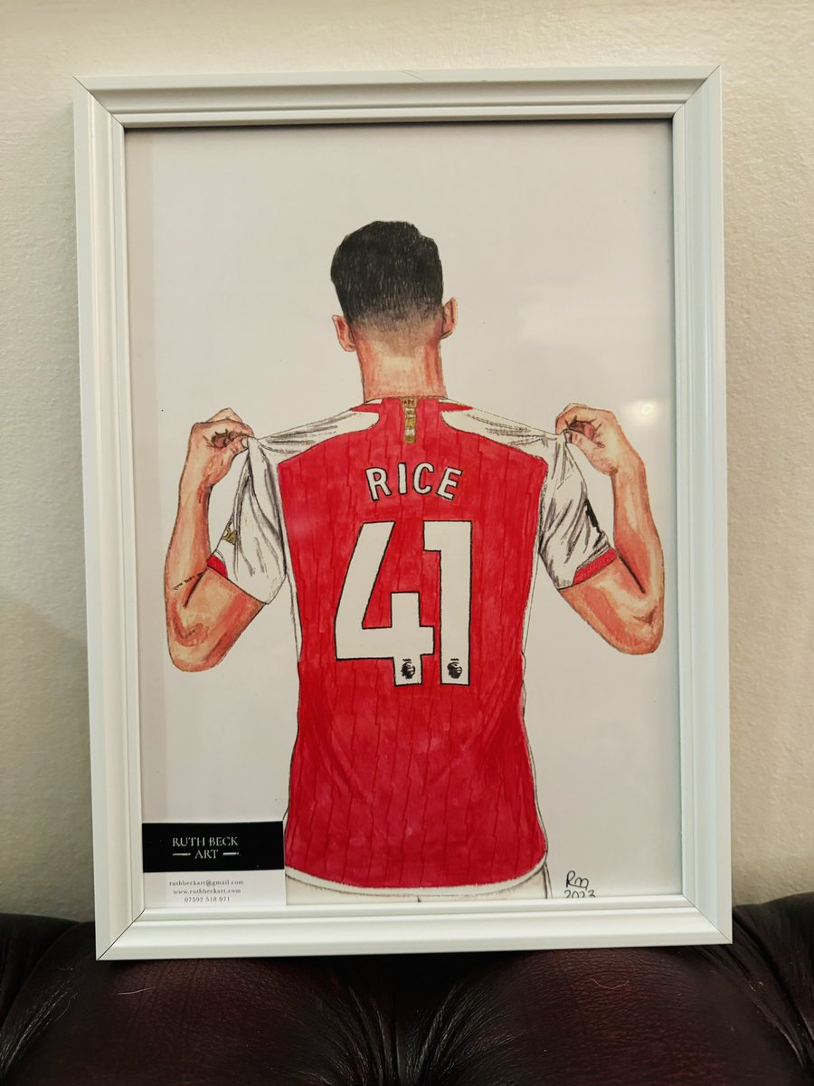 🚨Giveaway Alert 🚨 

When (positive vibes) we beat West Ham this Sunday a follower will win this framed A4 print of <a href="/_DeclanRice/">Declan Rice</a> 

You must like, repost and be following me to enter.
GOOD LUCK 🤞🏻 ❤️🤍

#WHUARS #arsenal #afc <a href="/Arsenal/">Arsenal</a> #giveaway